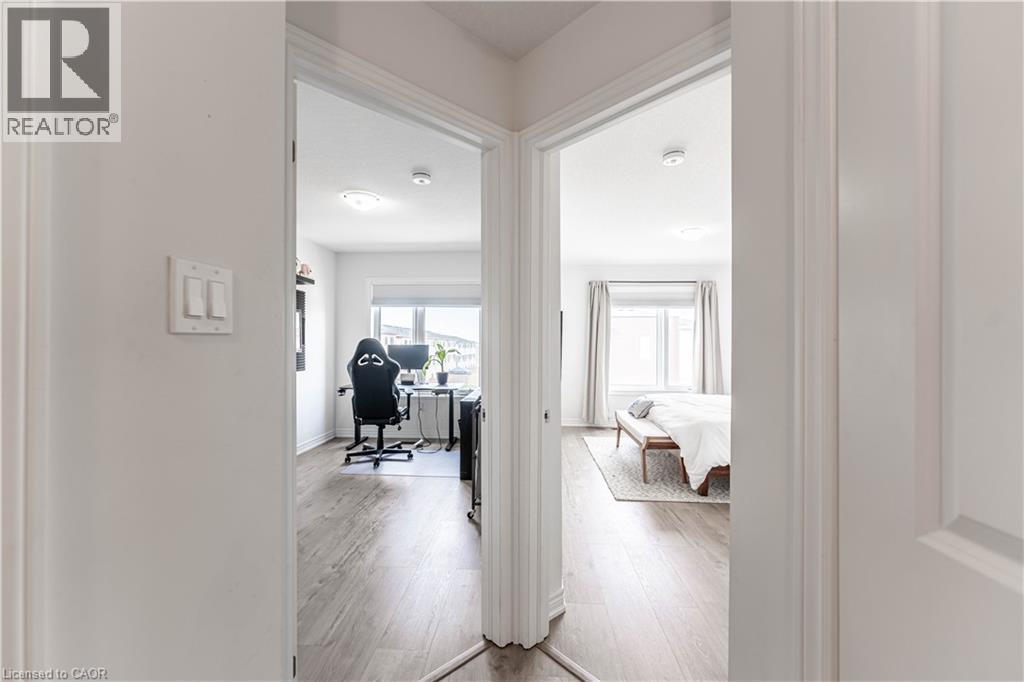 92 Dryden Lane, Hamilton, ON - Indoor Photo Showing Other Room