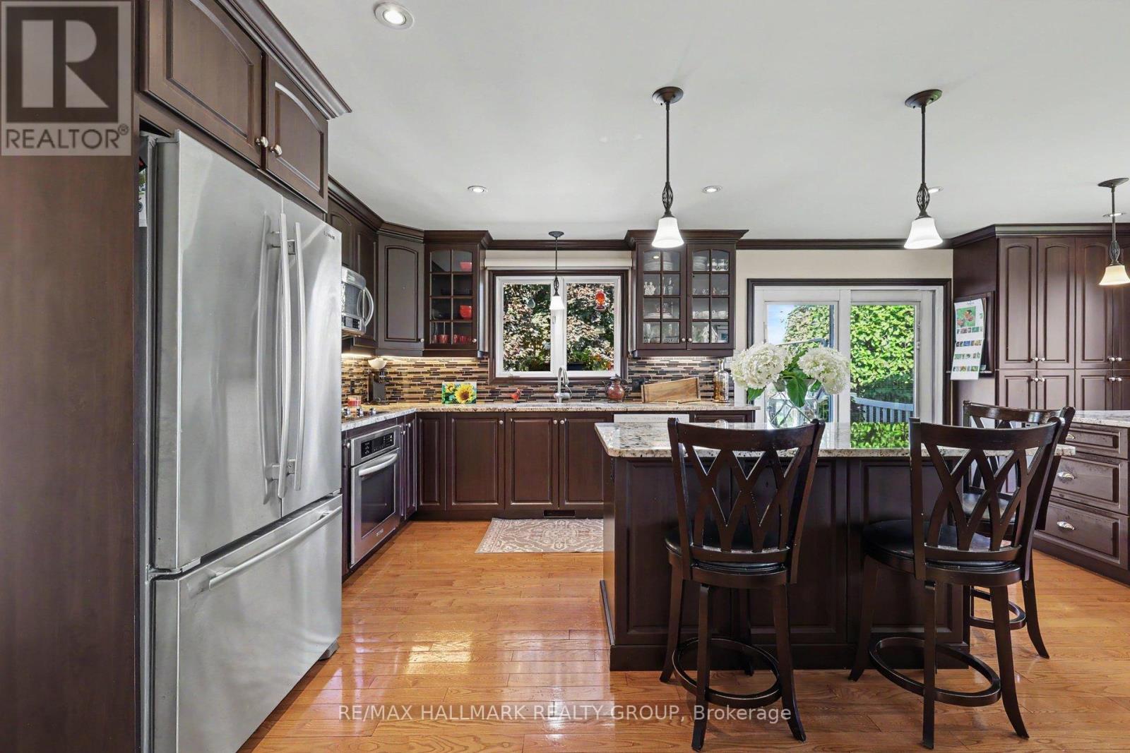 1721 Carsonby Road E, Ottawa, ON - Indoor