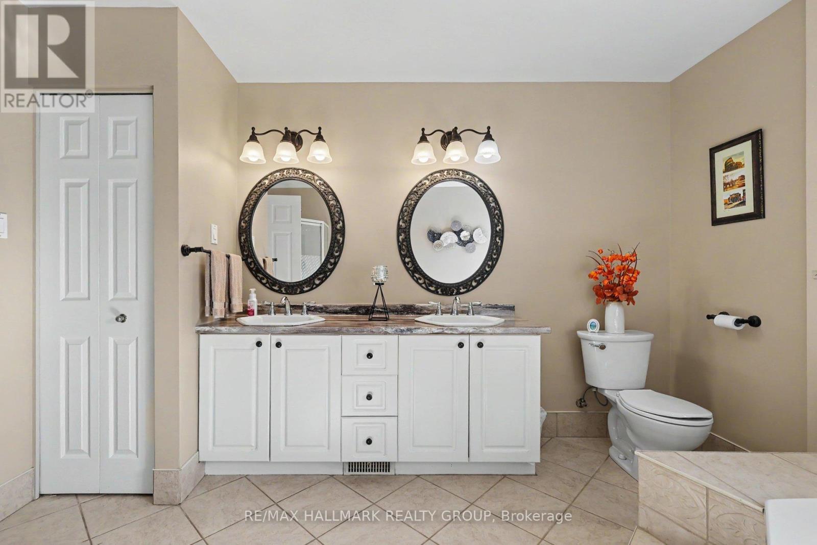 1721 Carsonby Road E, Ottawa, ON - Indoor Photo Showing Bathroom