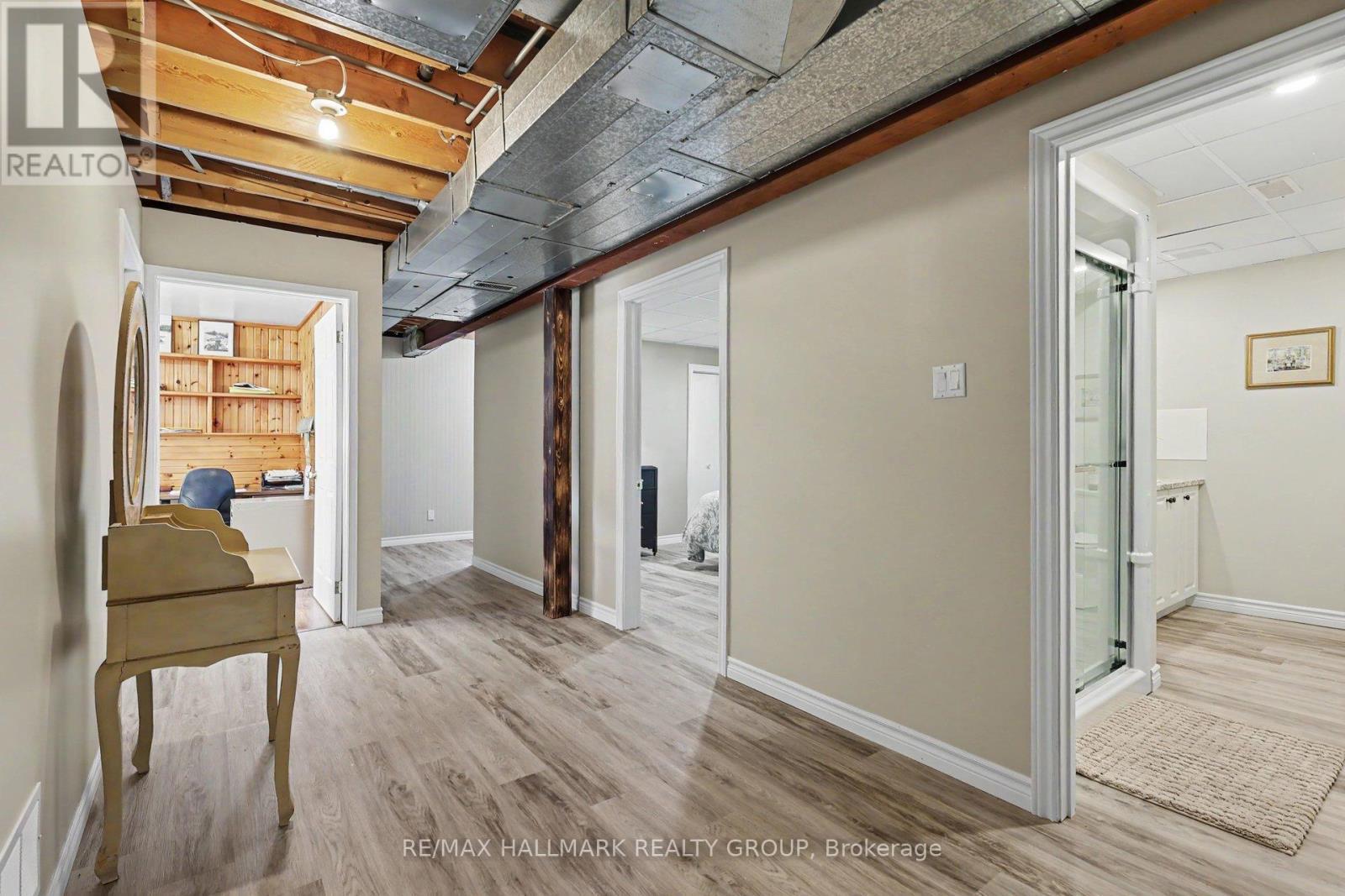 1721 Carsonby Road E, Ottawa, ON - Indoor