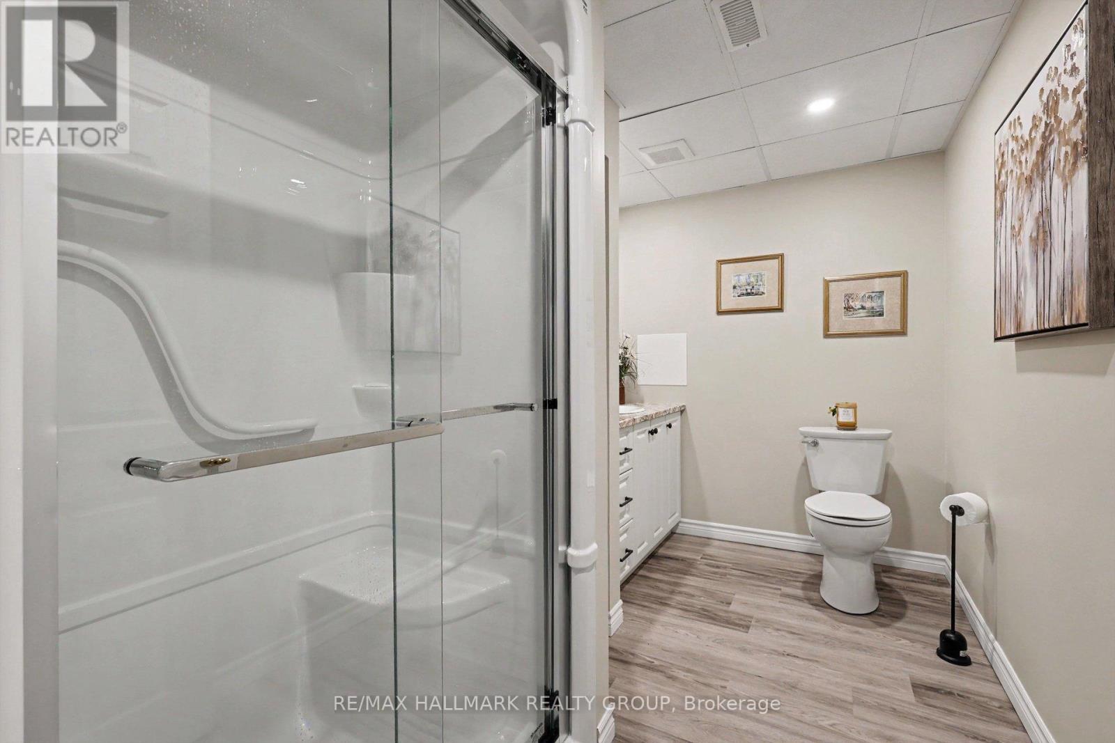 1721 Carsonby Road E, Ottawa, ON - Indoor Photo Showing Bathroom