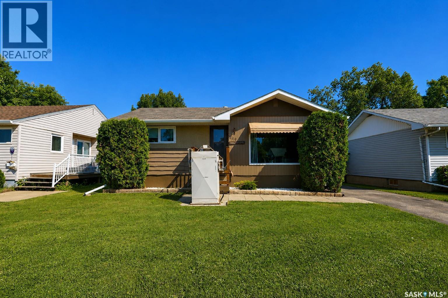 340 28Th Street E, Prince Albert, SK - Outdoor