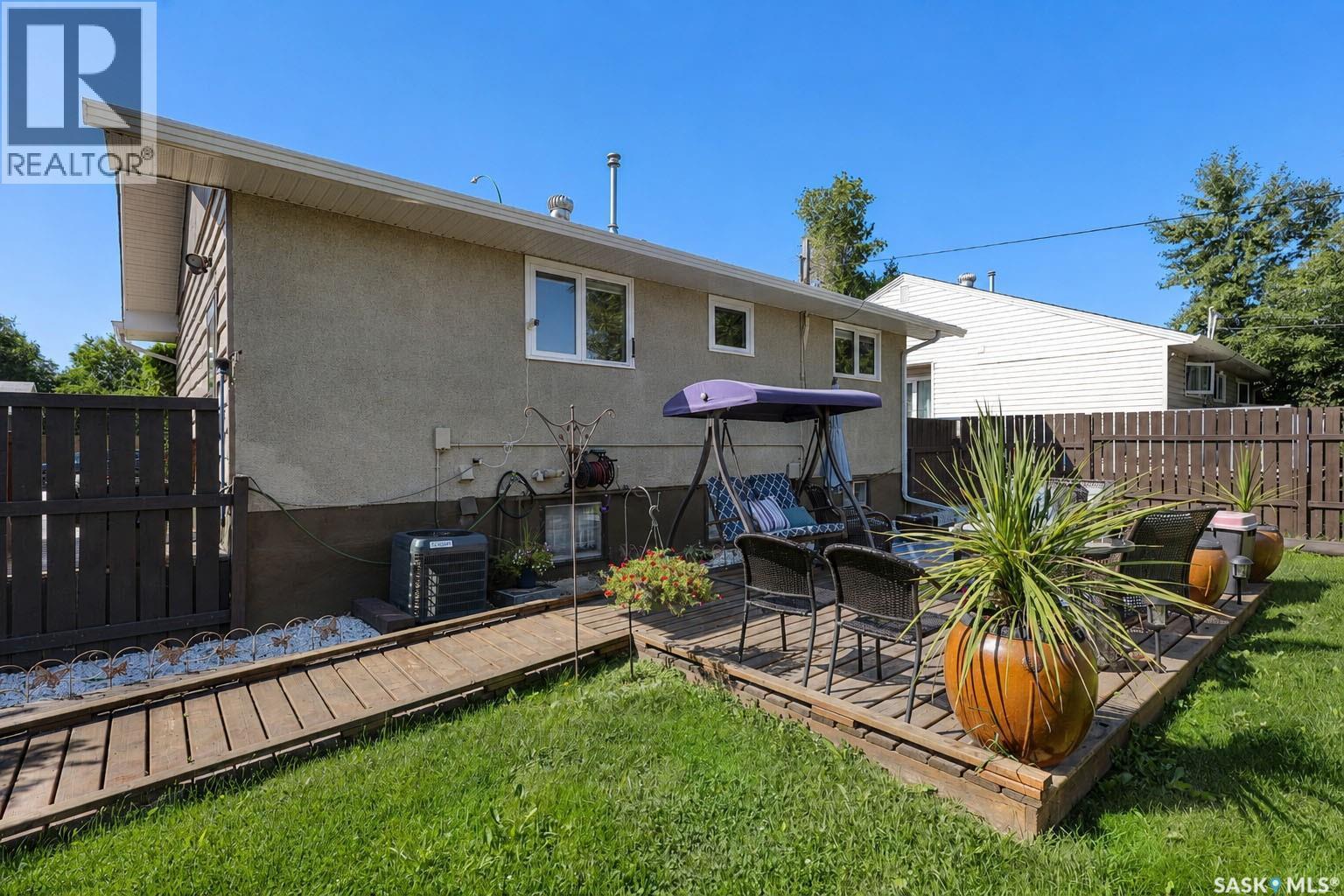 340 28Th Street E, Prince Albert, SK - Outdoor With Deck Patio Veranda With Exterior