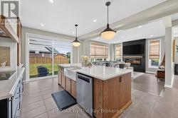 Oversized Island - 