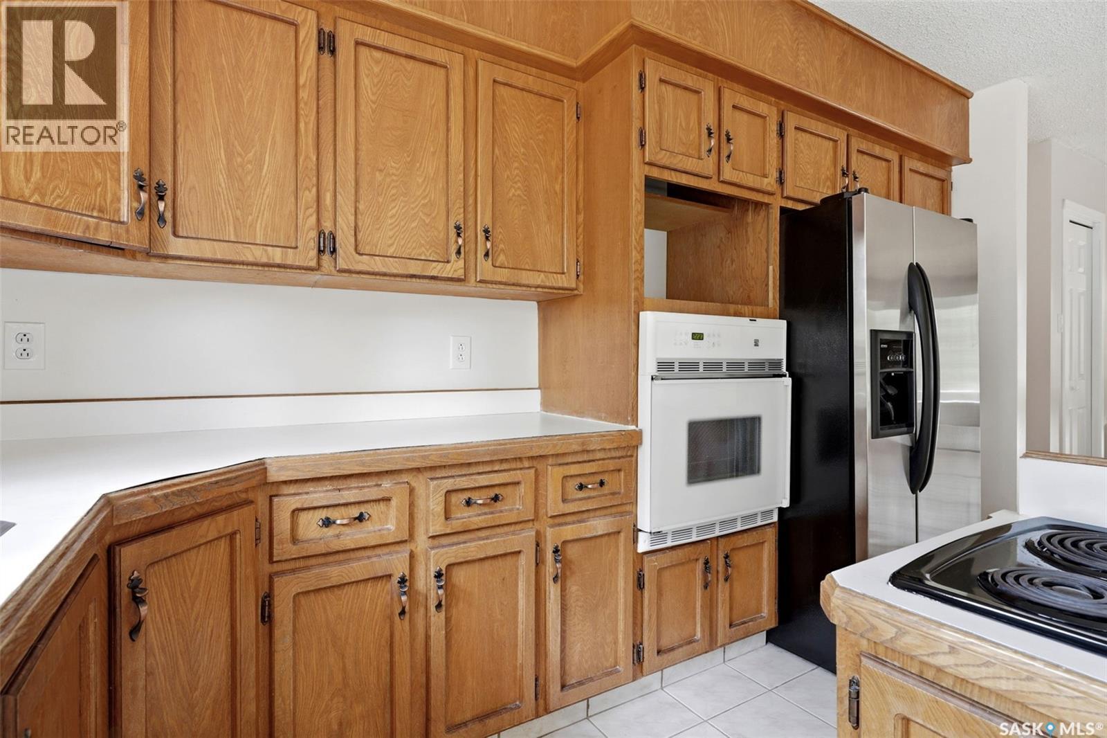 1250 Mcneill Crescent, Regina, SK - Indoor Photo Showing Kitchen