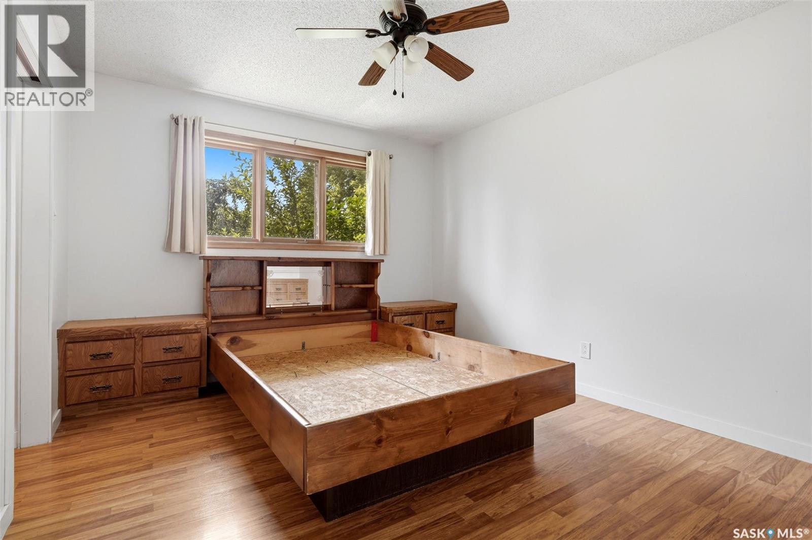 1250 Mcneill Crescent, Regina, SK - Indoor Photo Showing Bedroom
