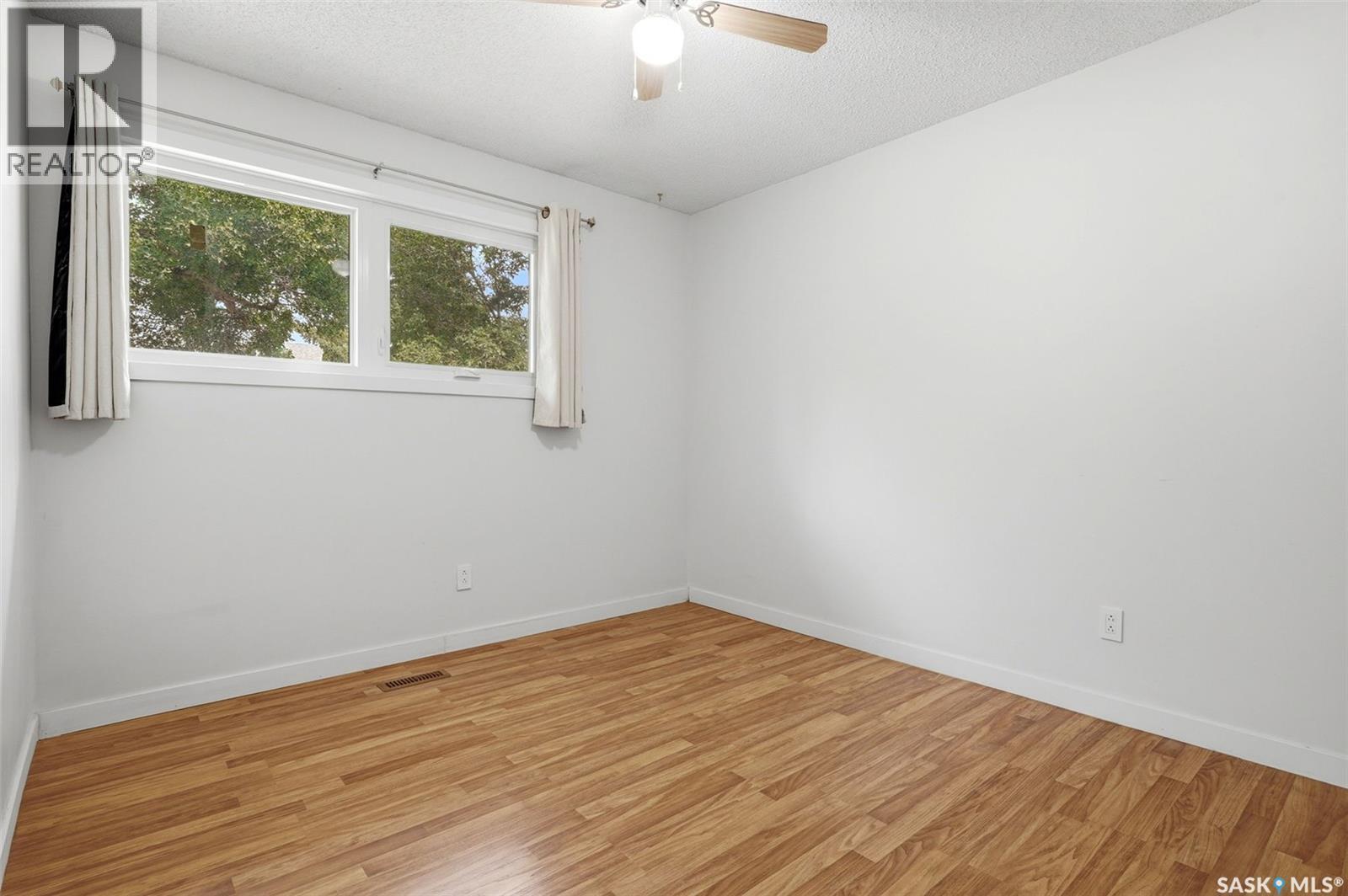 1250 Mcneill Crescent, Regina, SK - Indoor Photo Showing Other Room