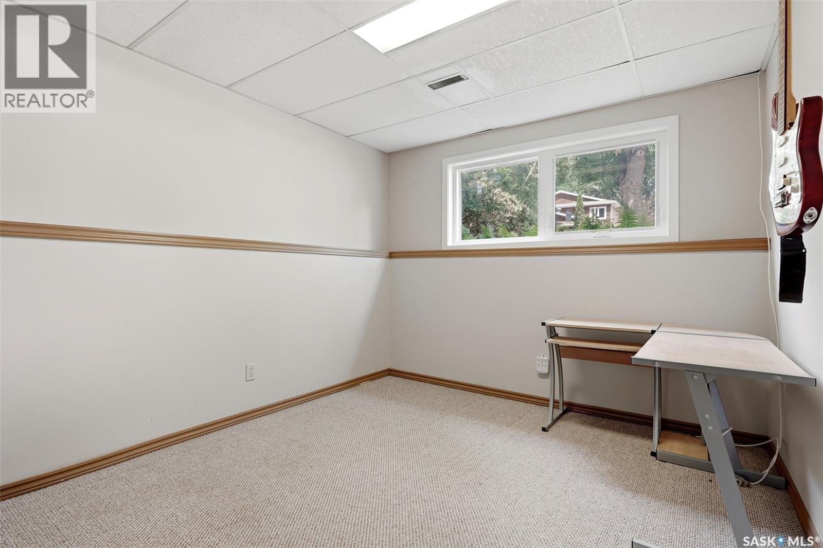1250 Mcneill Crescent, Regina, SK - Indoor Photo Showing Other Room