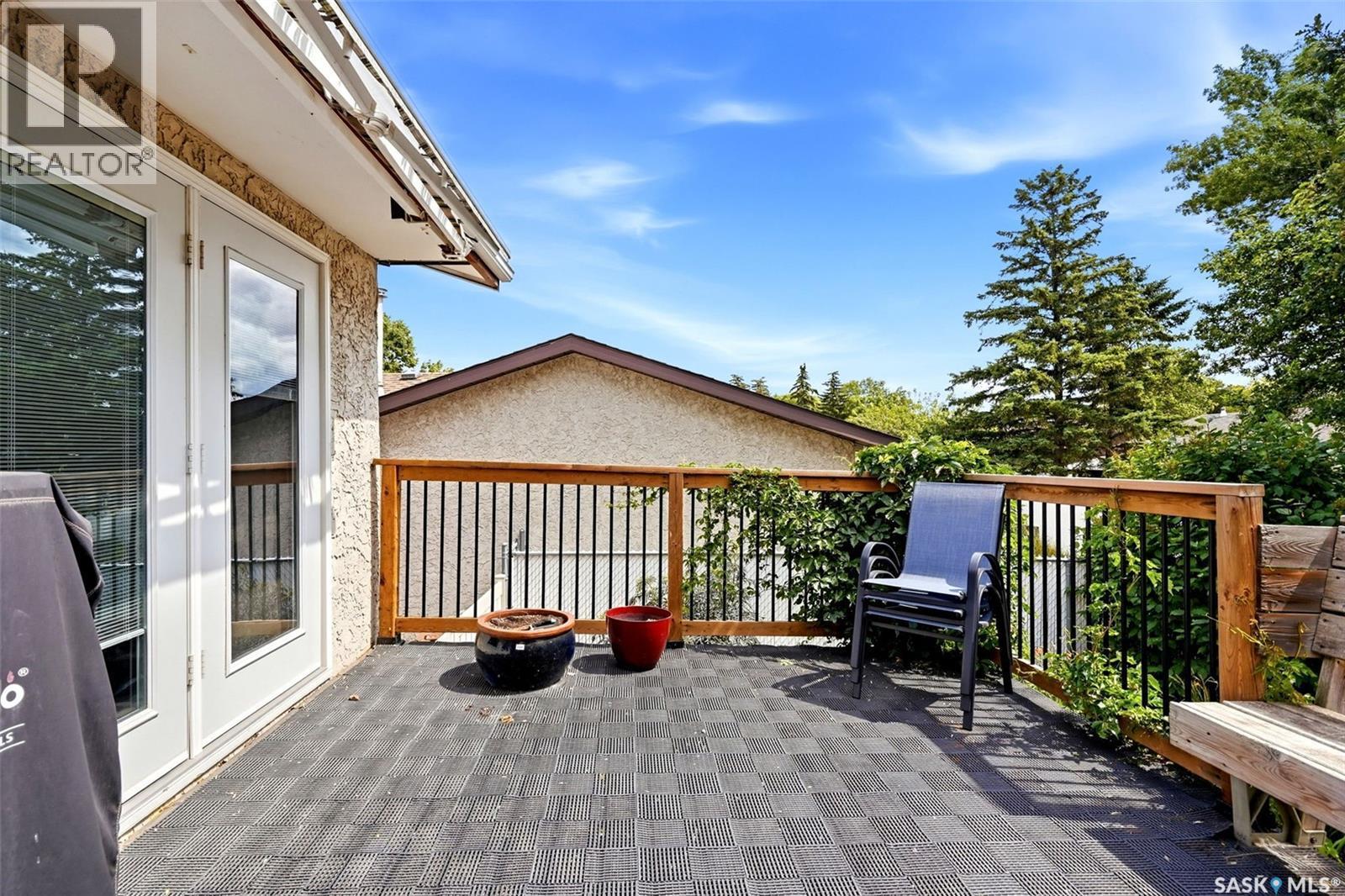 1250 Mcneill Crescent, Regina, SK - Outdoor With Deck Patio Veranda