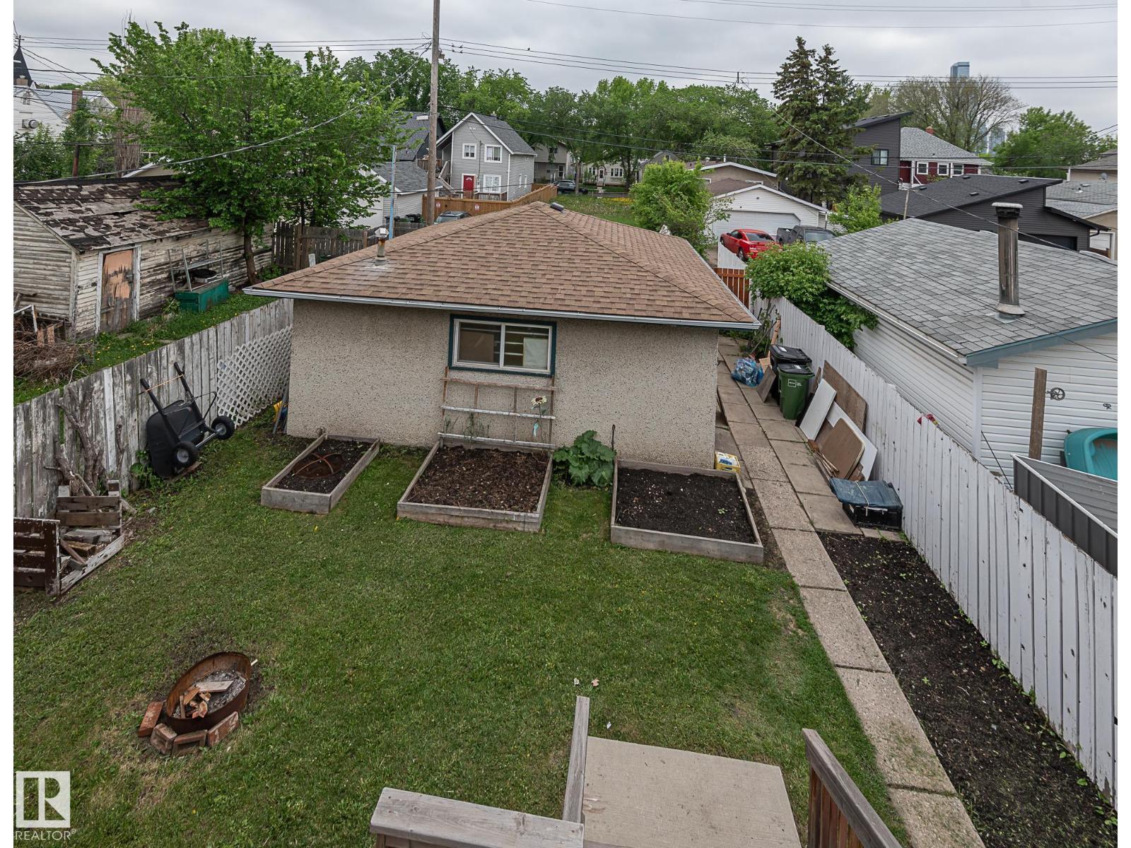 9623 110A Av Nw, Edmonton, AB