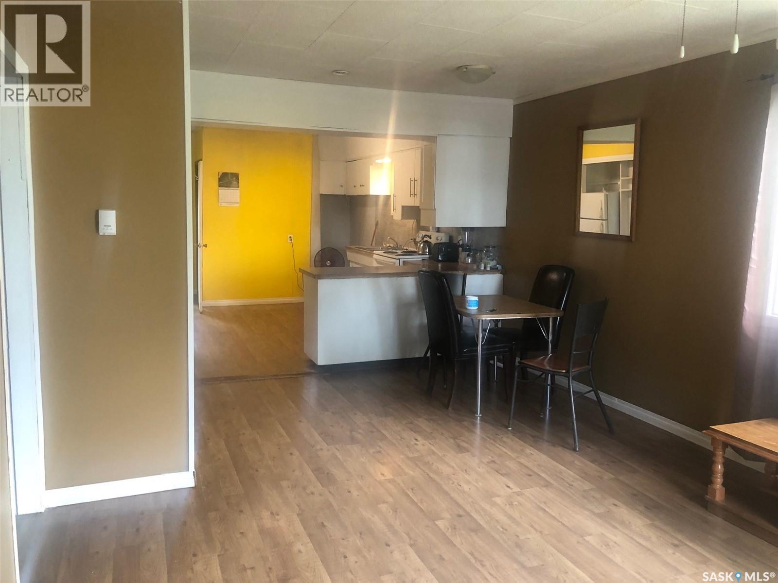 219 3Rd Avenue E, Canora, SK - Indoor Photo Showing Dining Room