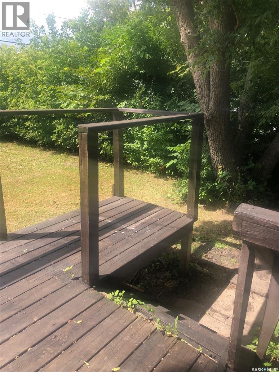 219 3Rd Avenue E, Canora, SK - Outdoor