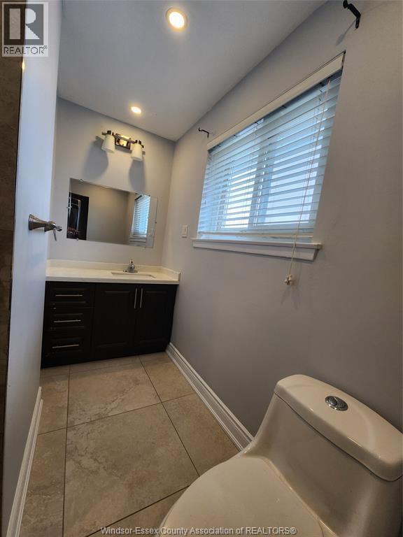 45 Aloma Crescent, Brampton, ON - Indoor Photo Showing Bathroom