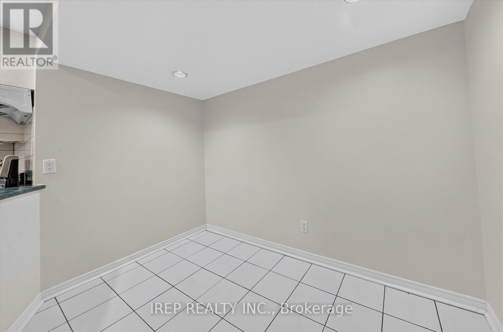 Lower - 6 Carmichael Drive, Whitby, ON - Indoor Photo Showing Other Room