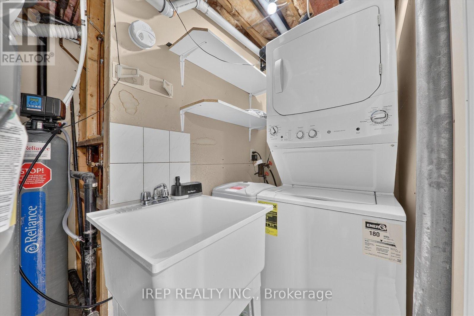 Lower - 6 Carmichael Drive, Whitby, ON - Indoor Photo Showing Laundry Room