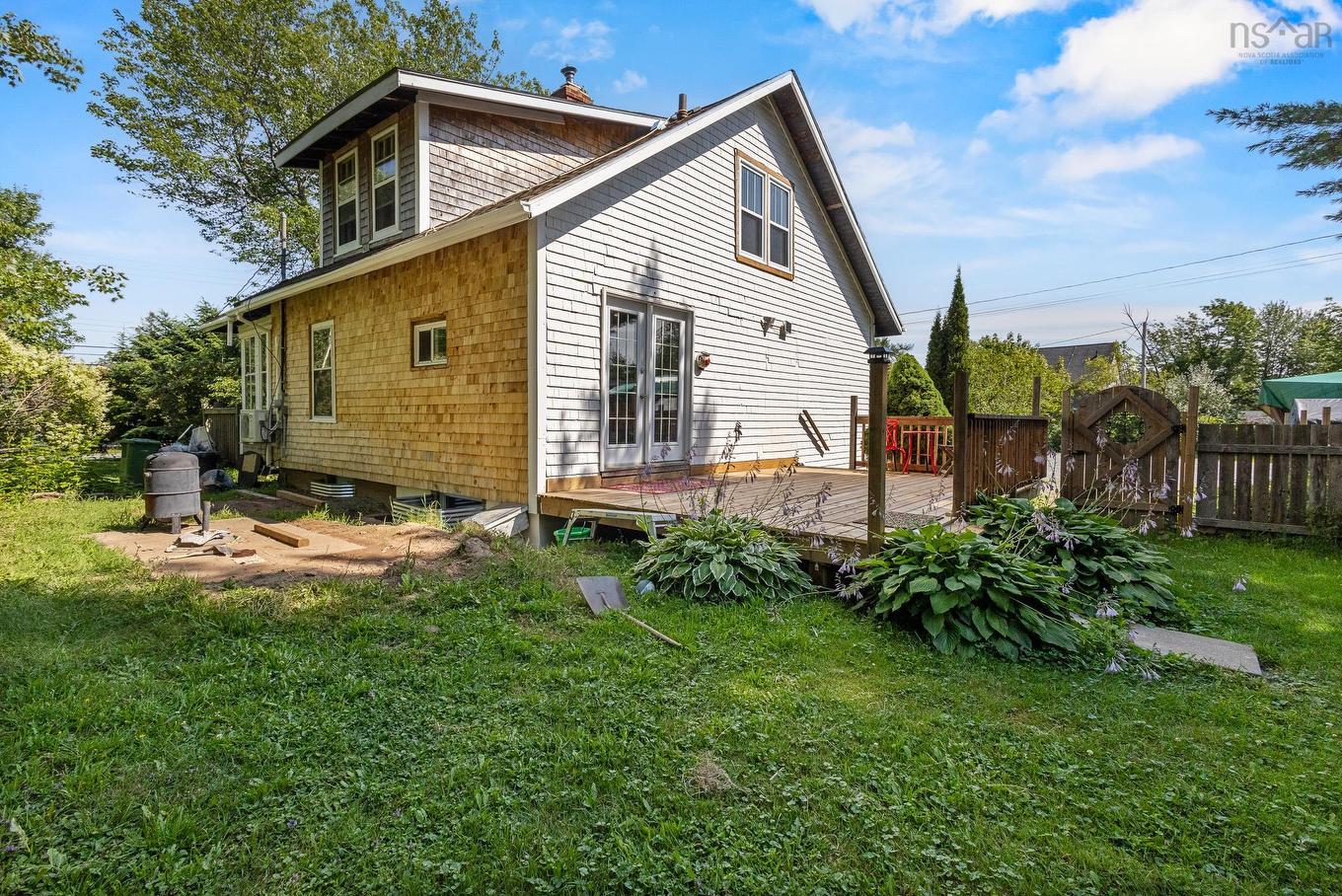 456 Windsor Junction Road, Windsor Junction, NS - Outdoor