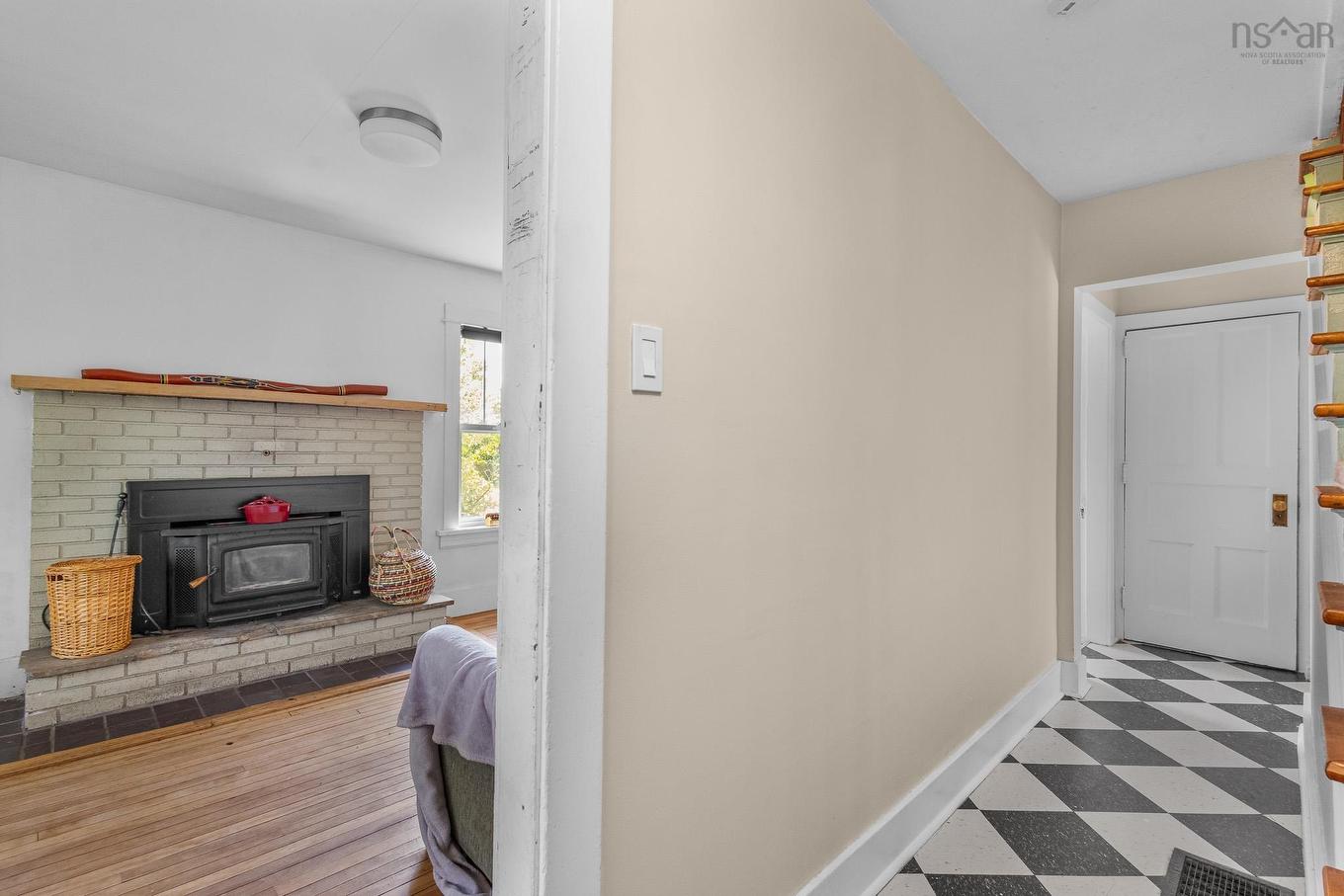 456 Windsor Junction Road, Windsor Junction, NS - Indoor With Fireplace