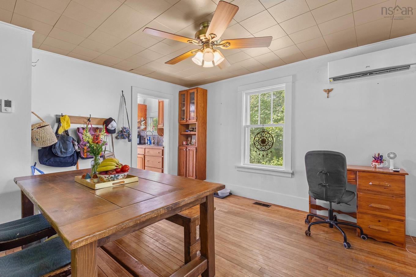456 Windsor Junction Road, Windsor Junction, NS - Indoor