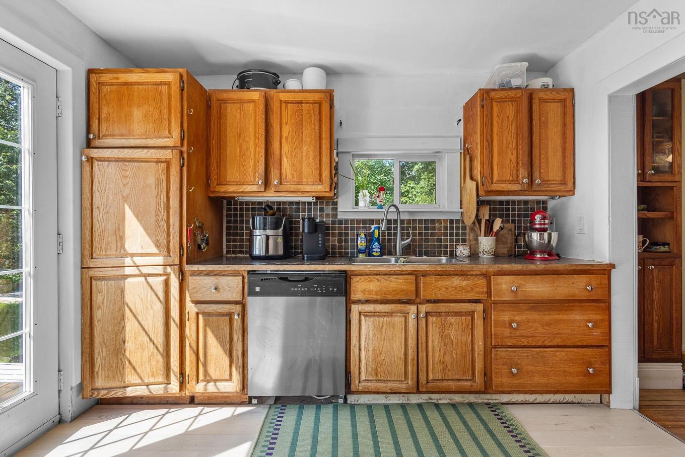 456 Windsor Junction Road, Windsor Junction, NS - Indoor Photo Showing Kitchen With Double Sink