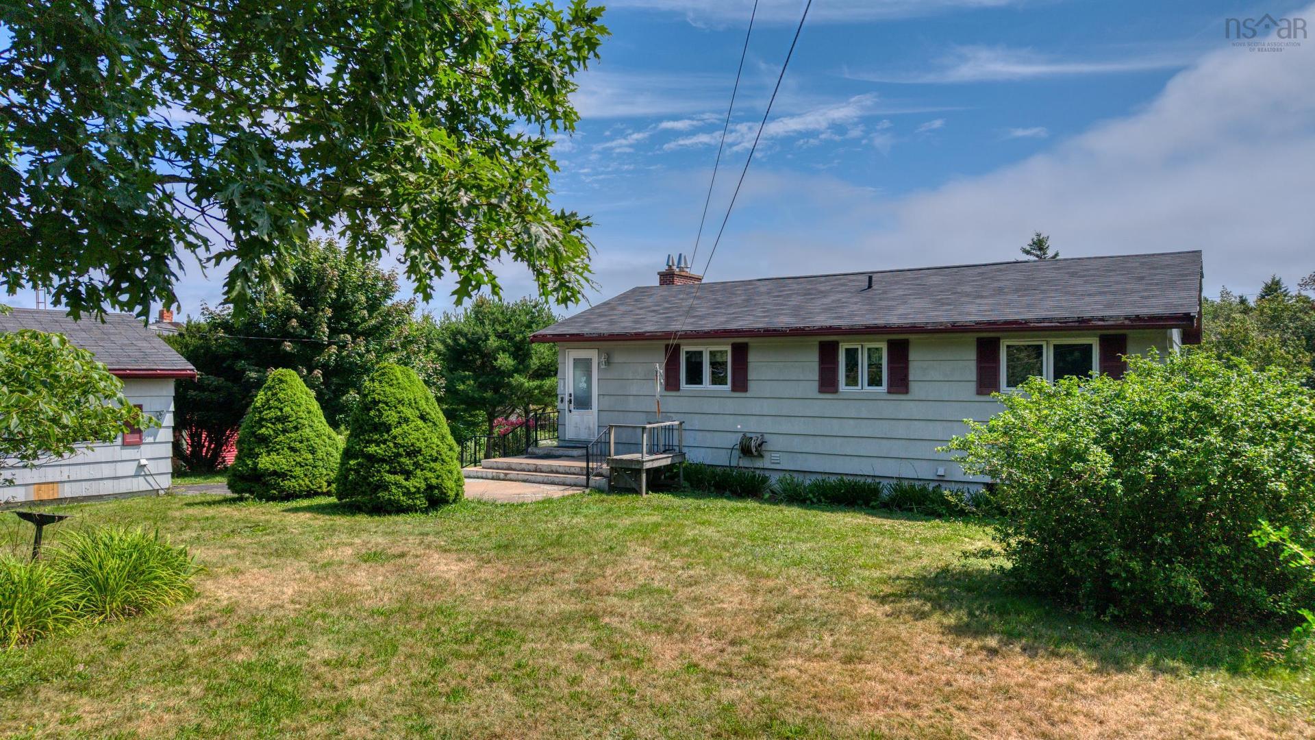 56 North Side Road, Riverport, NS - Outdoor