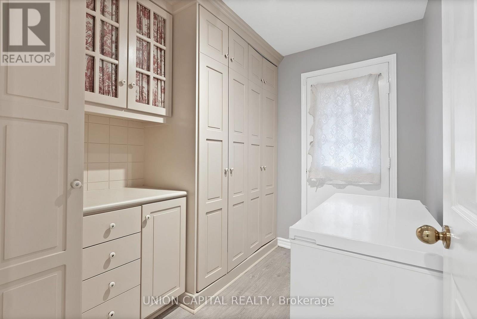 35 Mccarty Crescent, Markham, ON - Indoor Photo Showing Other Room