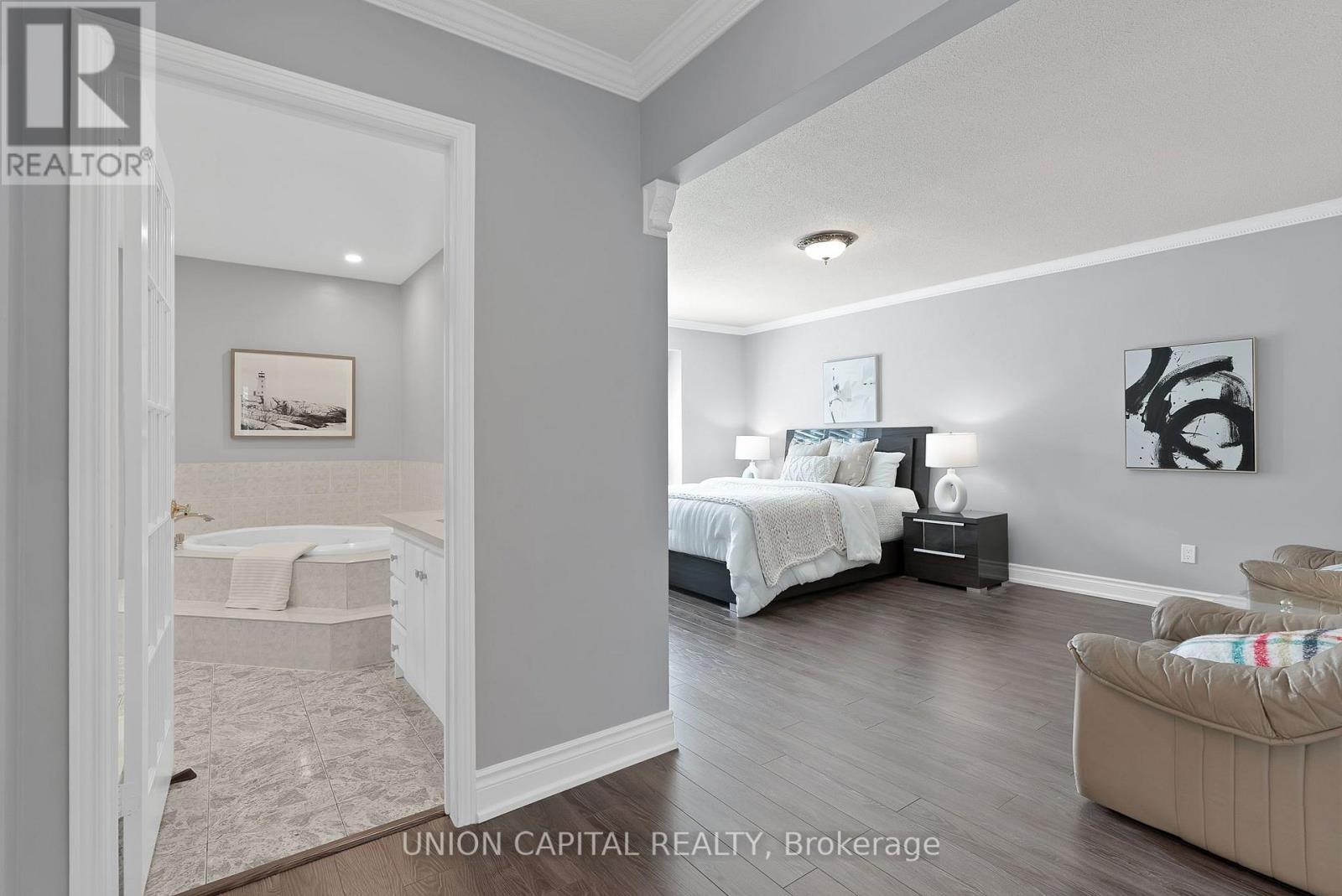 35 Mccarty Crescent, Markham, ON - Indoor Photo Showing Bedroom