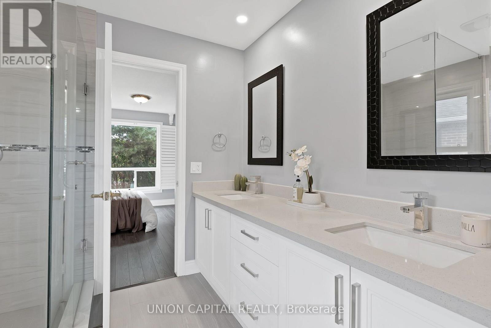 35 Mccarty Crescent, Markham, ON - Indoor Photo Showing Bathroom