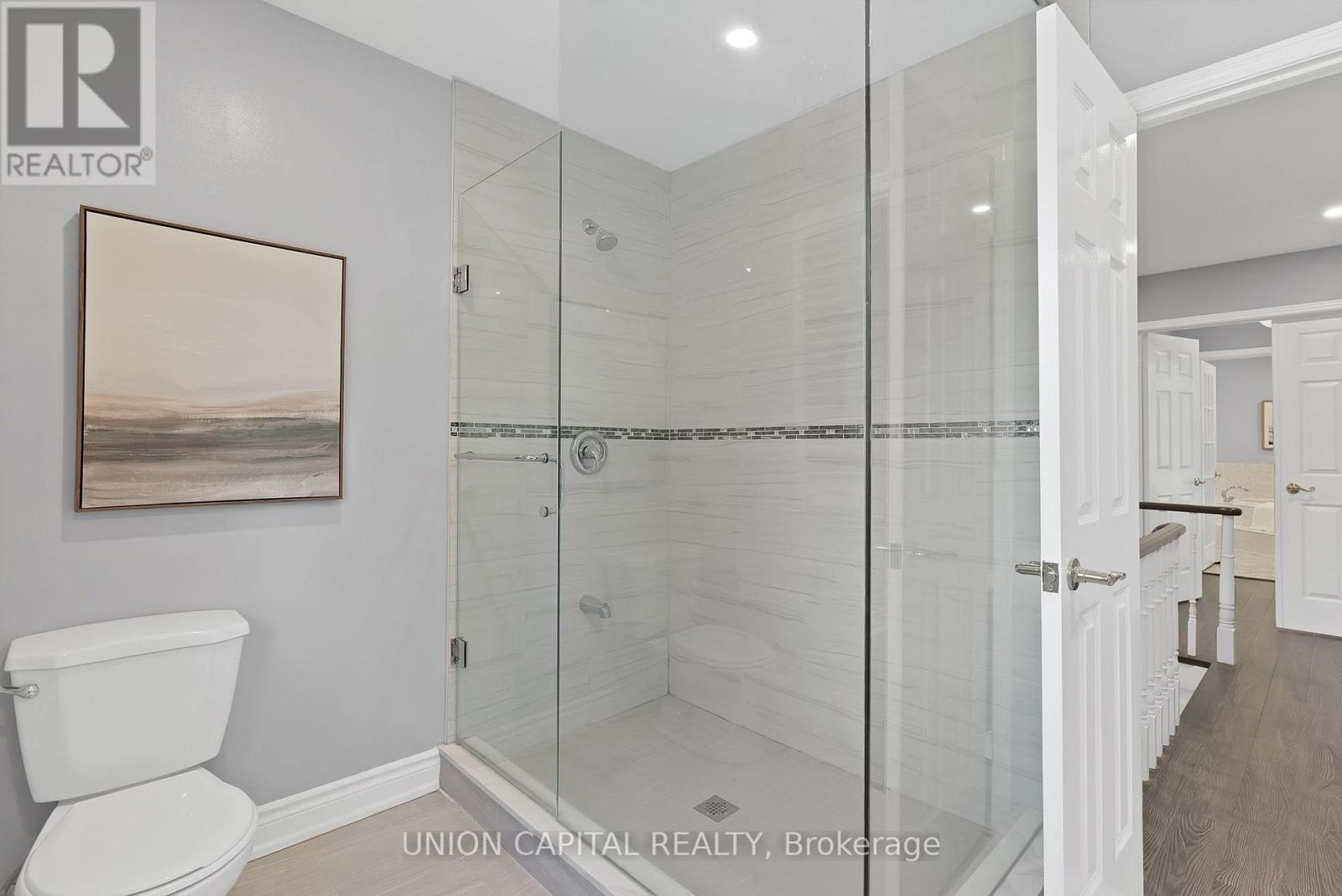 35 Mccarty Crescent, Markham, ON - Indoor Photo Showing Bathroom
