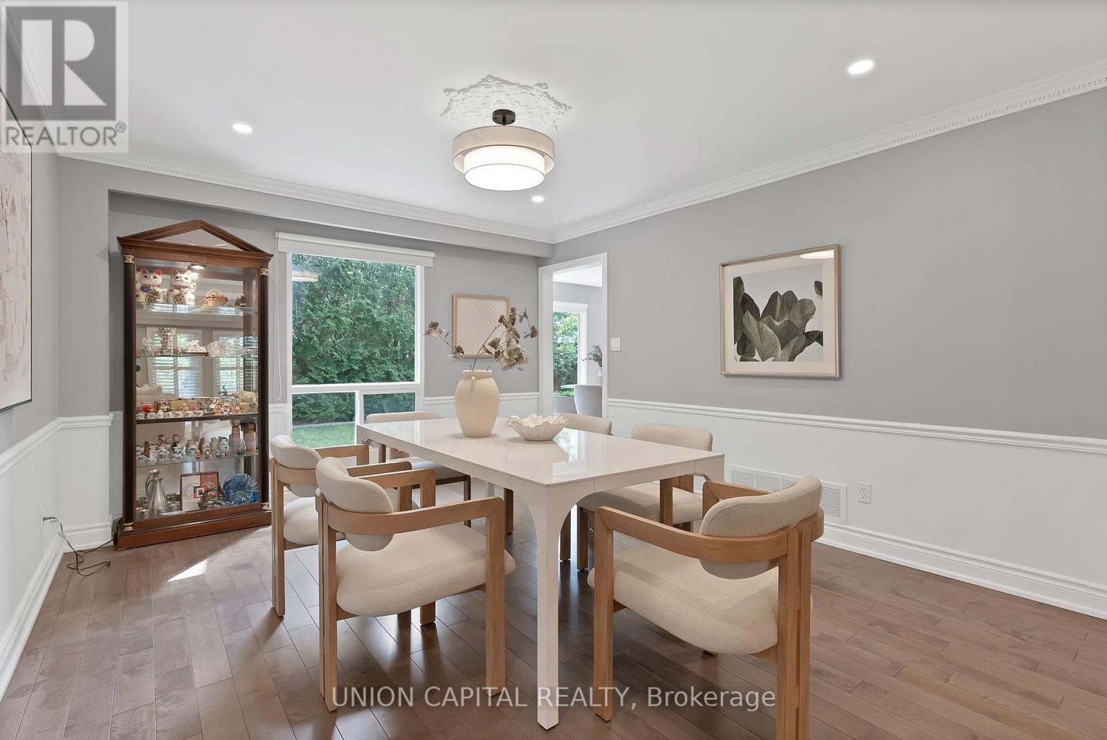 35 Mccarty Crescent, Markham, ON - Indoor Photo Showing Dining Room