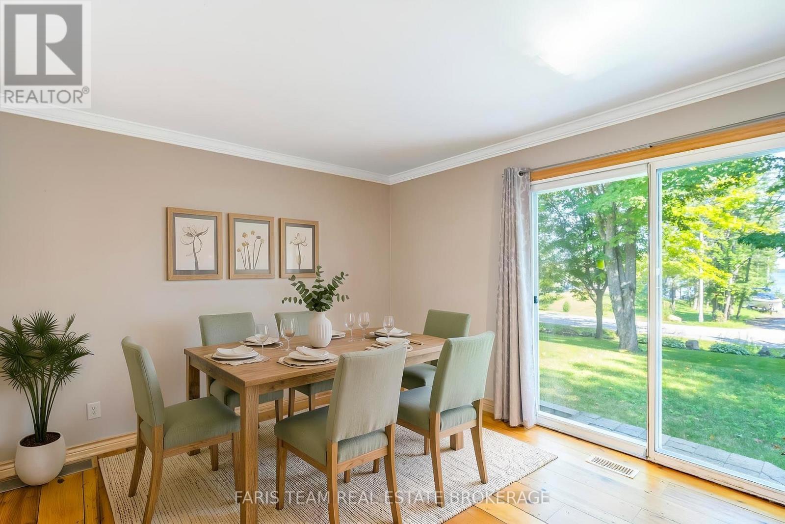 Virtually Staged - 2554 Champlain Road, Tiny, ON - Indoor Photo Showing Dining Room