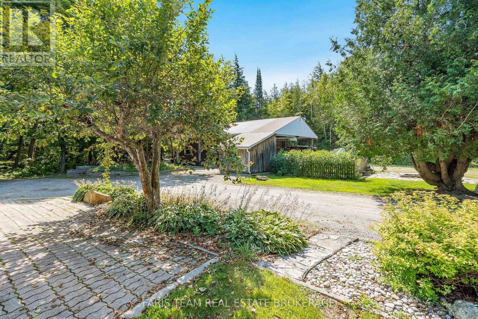 2554 Champlain Road, Tiny, ON - Outdoor