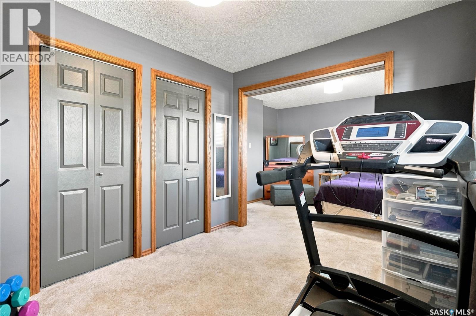 1409 Duffield Street W, Moose Jaw, SK - Indoor