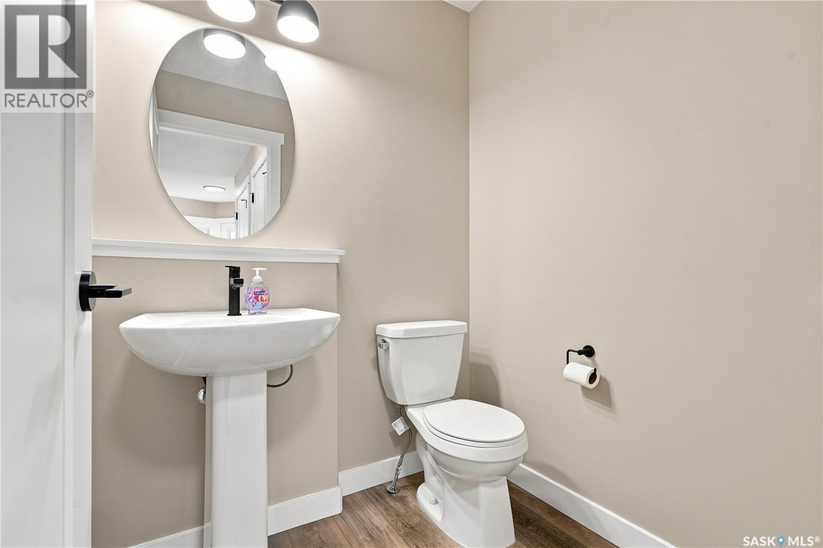 435 Myles Heidt Manor, Saskatoon, SK - Indoor Photo Showing Bathroom