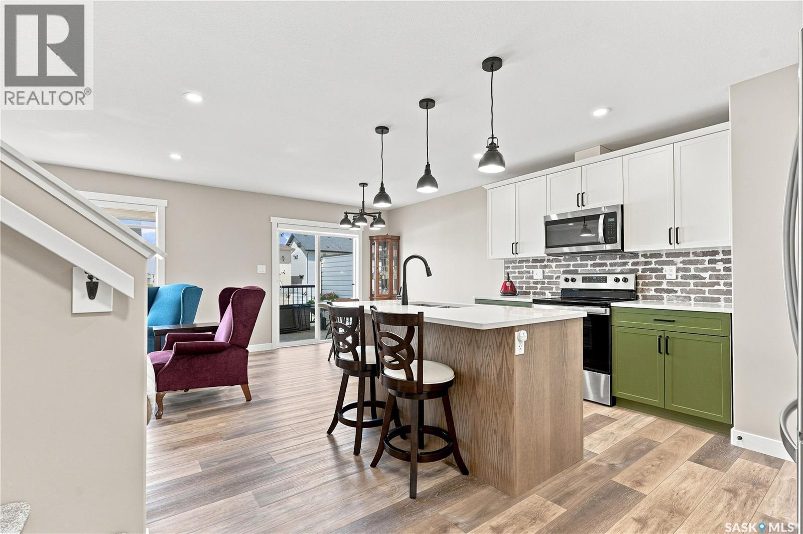 435 Myles Heidt Manor, Saskatoon, SK - Indoor Photo Showing Kitchen With Upgraded Kitchen