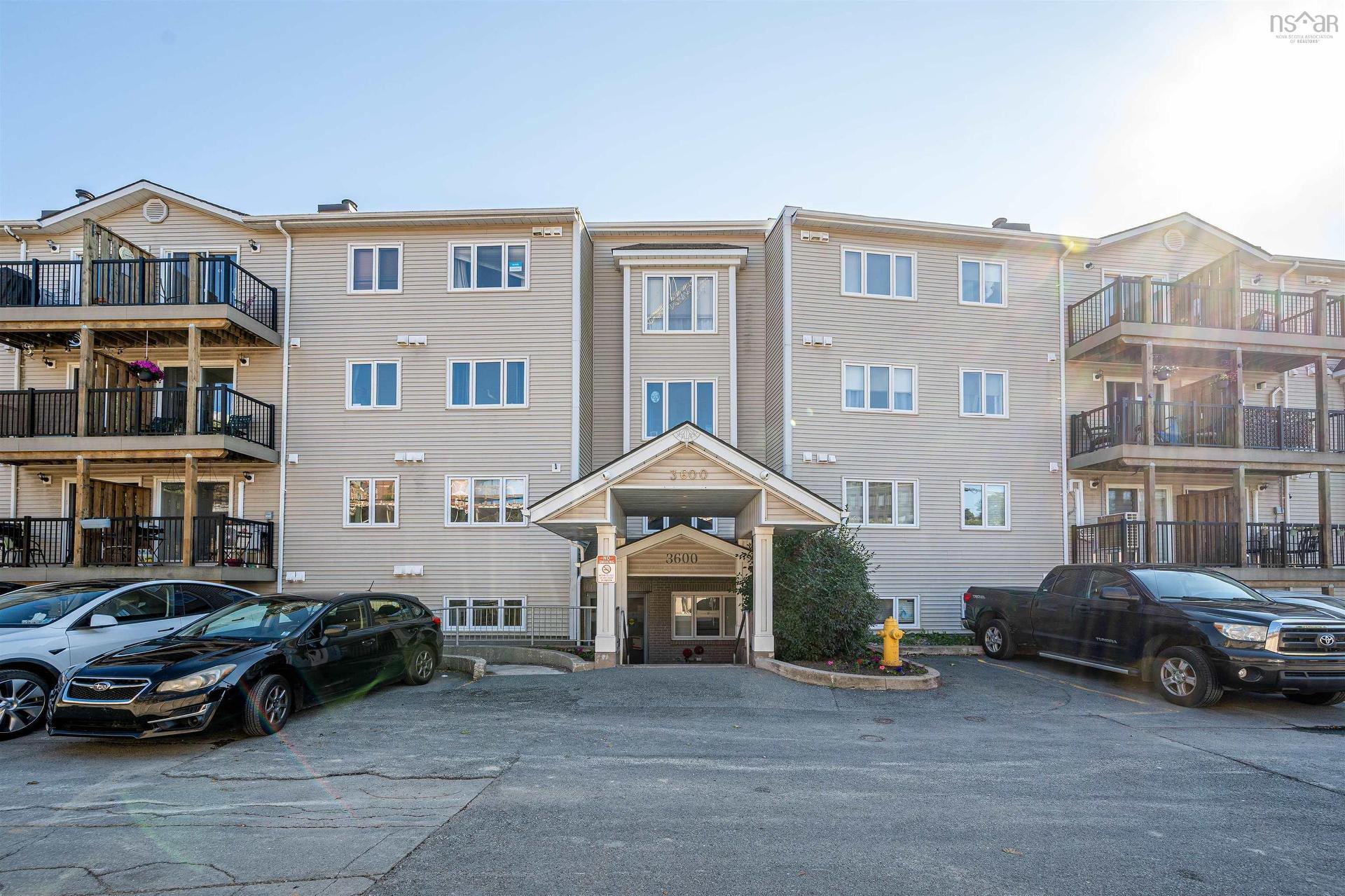401 3600 John Parr Drive, Halifax, NS - Outdoor With Balcony With Facade