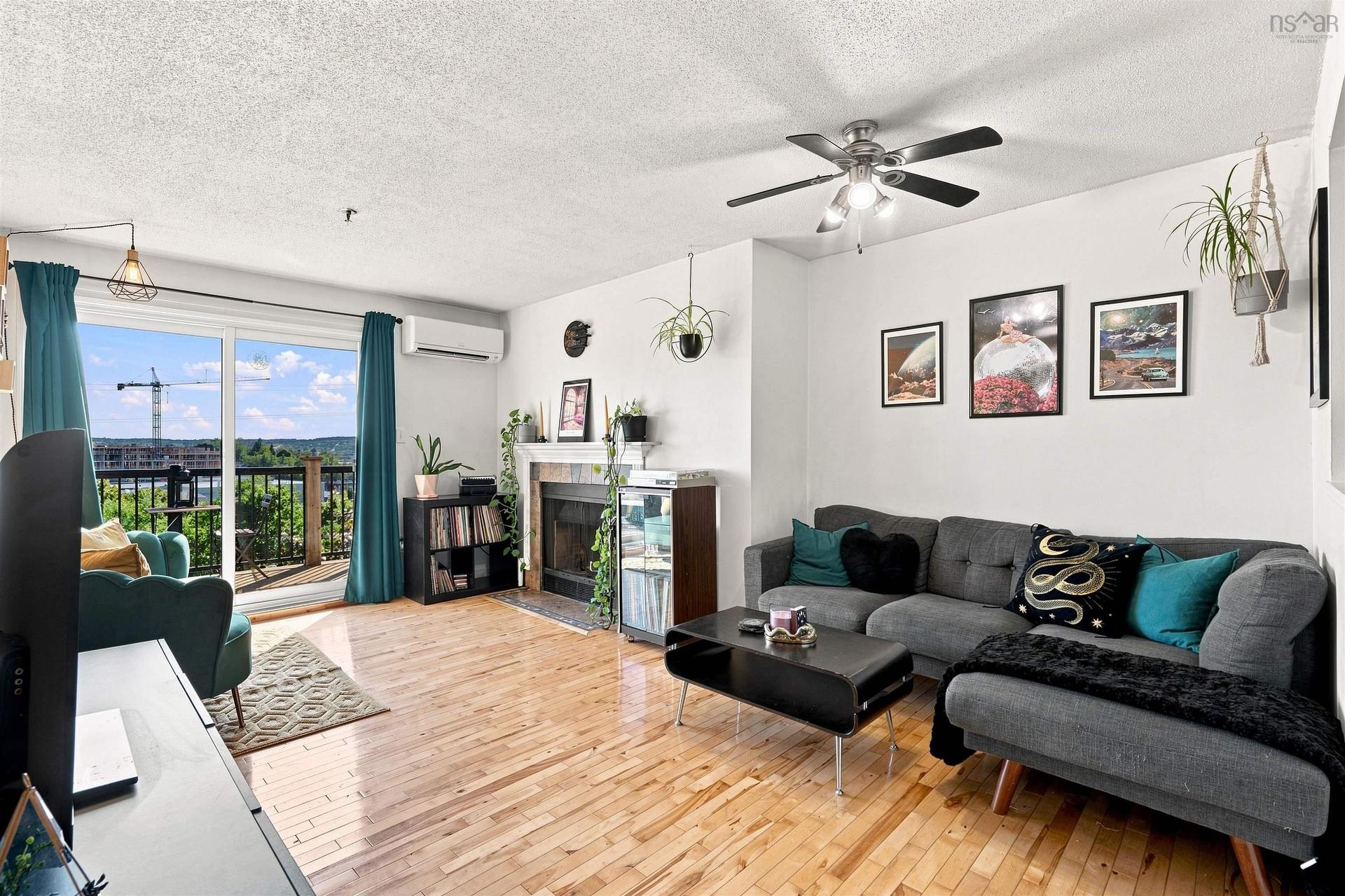 401 3600 John Parr Drive, Halifax, NS - Indoor Photo Showing Living Room