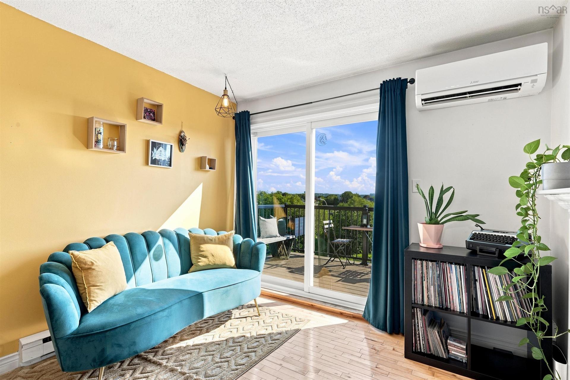 401 3600 John Parr Drive, Halifax, NS - Indoor Photo Showing Living Room