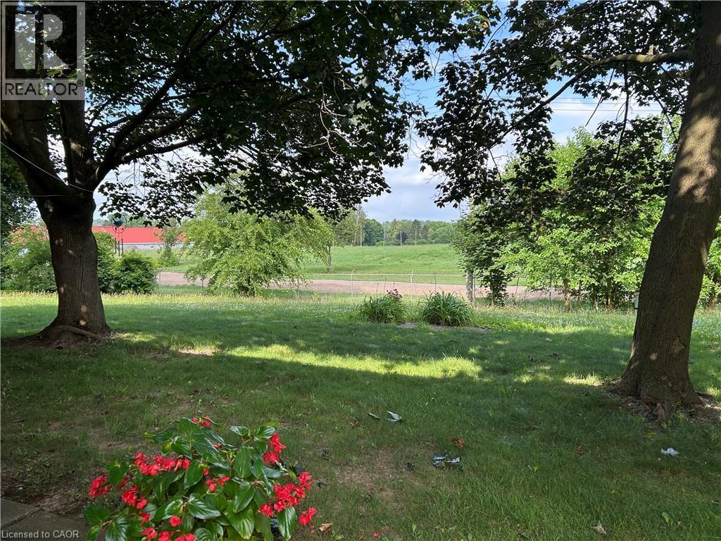 15 Montclair Crescent Unit# 2, Simcoe, ON - Outdoor