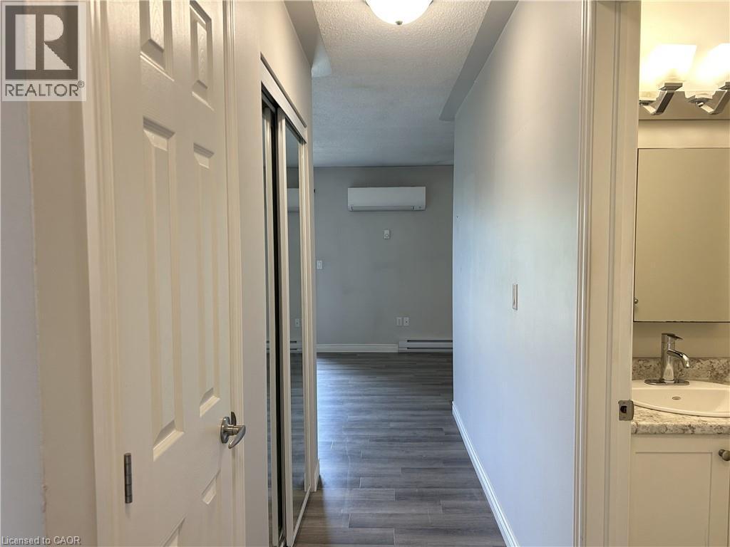15 Montclair Crescent Unit# 2, Simcoe, ON - Indoor