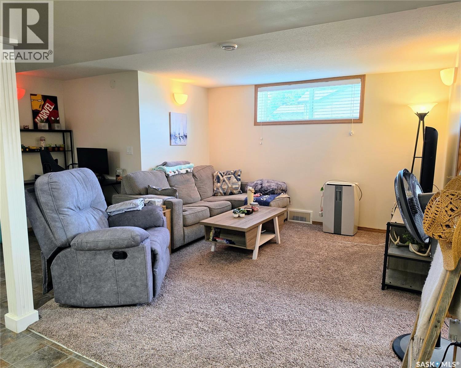 638 7Th Street, Humboldt, SK - Indoor