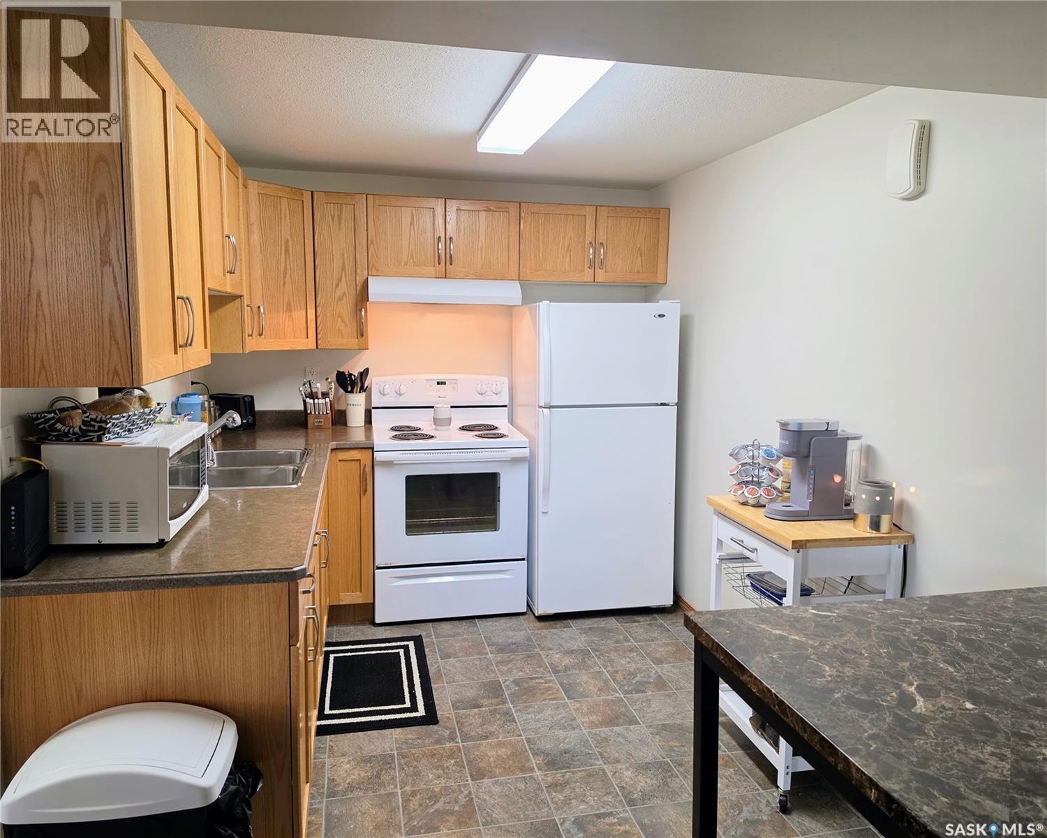638 7Th Street, Humboldt, SK - Indoor Photo Showing Kitchen