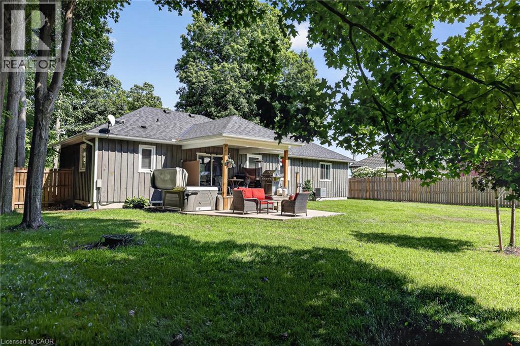 729 6Th Concession Rd Enr, Cultus, ON - Outdoor