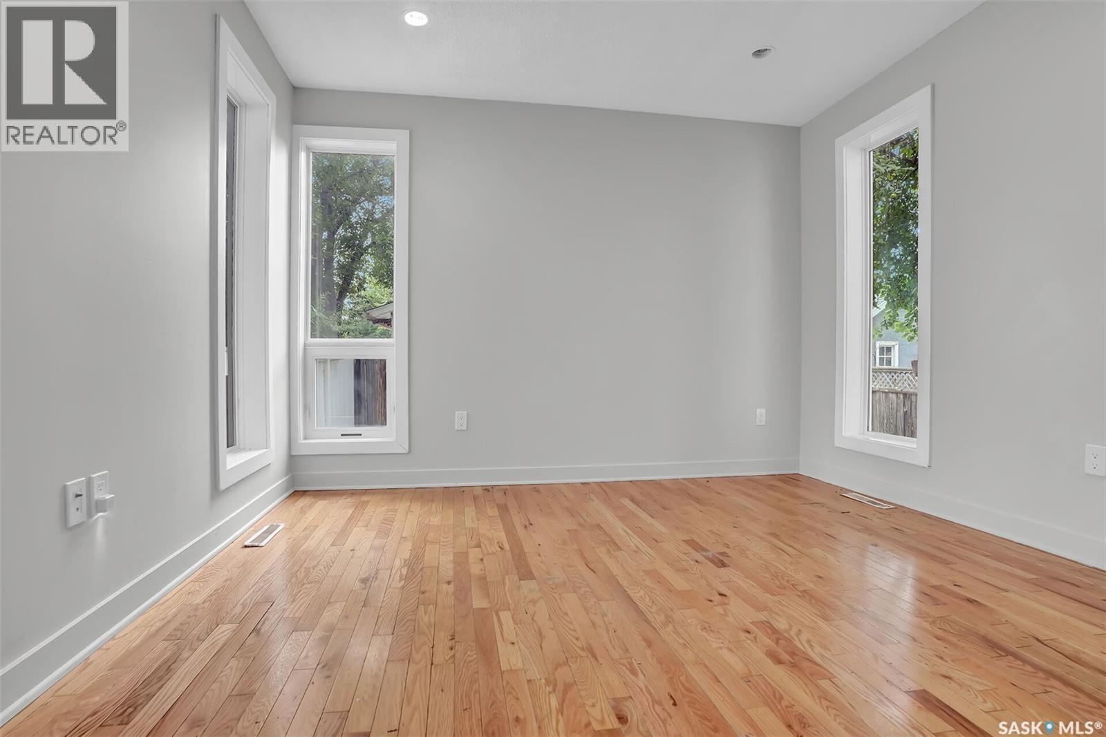3524 Victoria Avenue, Regina, SK - Indoor Photo Showing Other Room