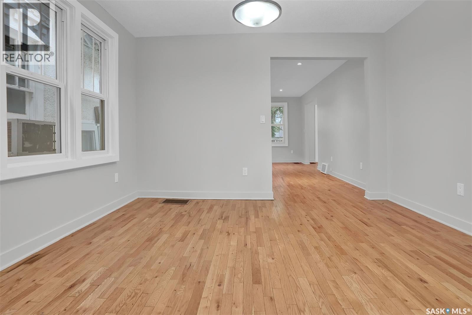 3524 Victoria Avenue, Regina, SK - Indoor Photo Showing Other Room