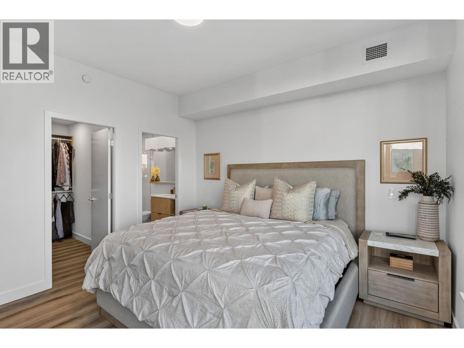 1488 Bertram Street Unit# 3202, Kelowna, BC - Indoor Photo Showing Bedroom