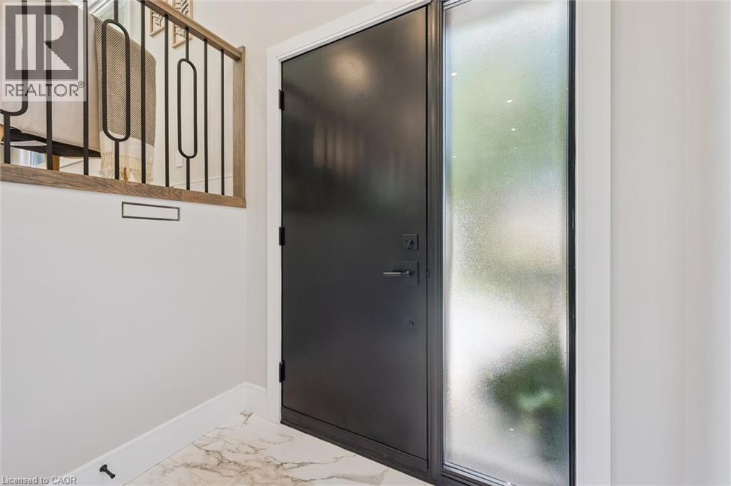 70 Champlain Crescent, Kitchener, ON - Indoor Photo Showing Other Room
