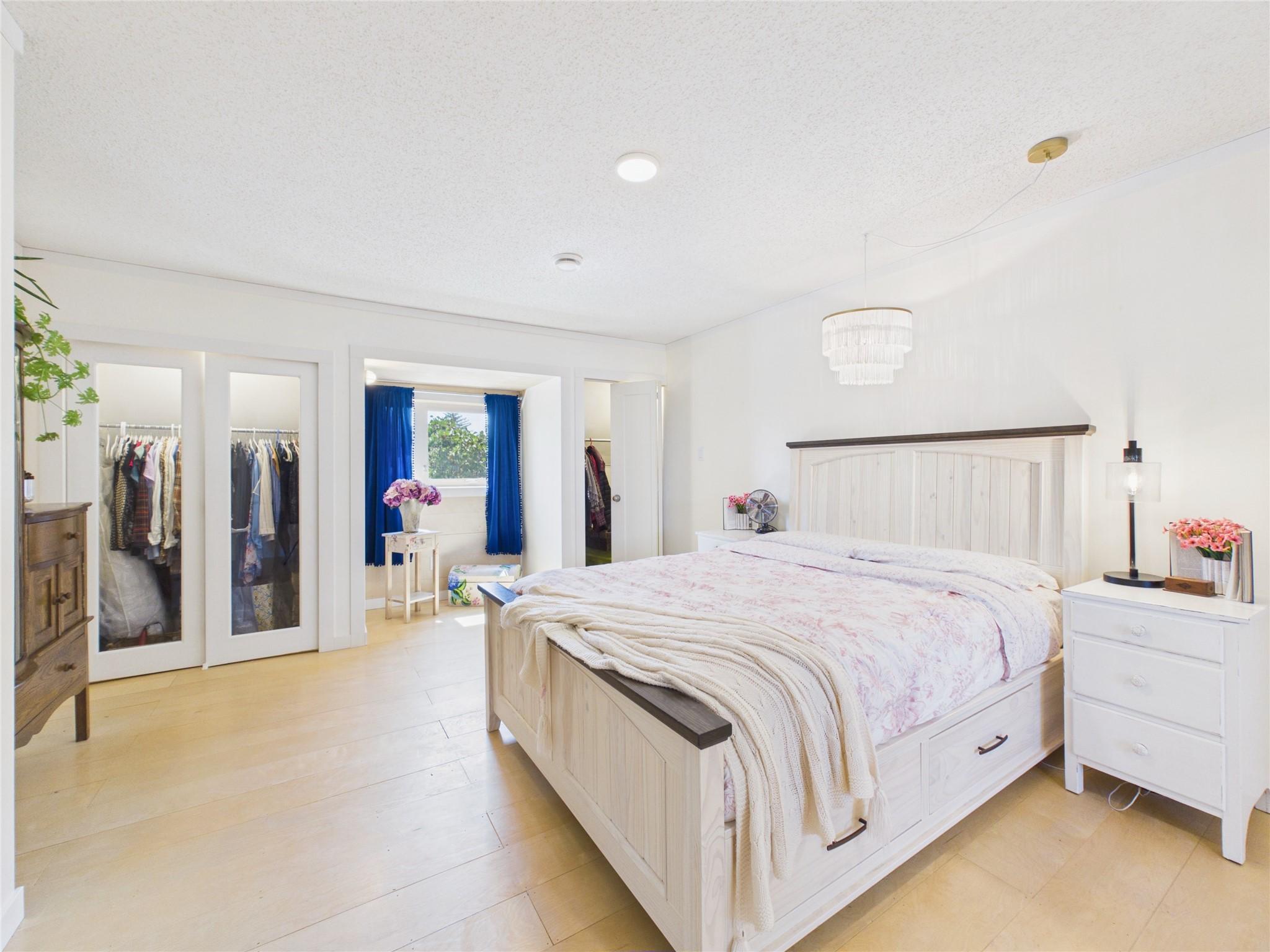 912 8Th Street, Cranbrook, BC - Indoor Photo Showing Bedroom