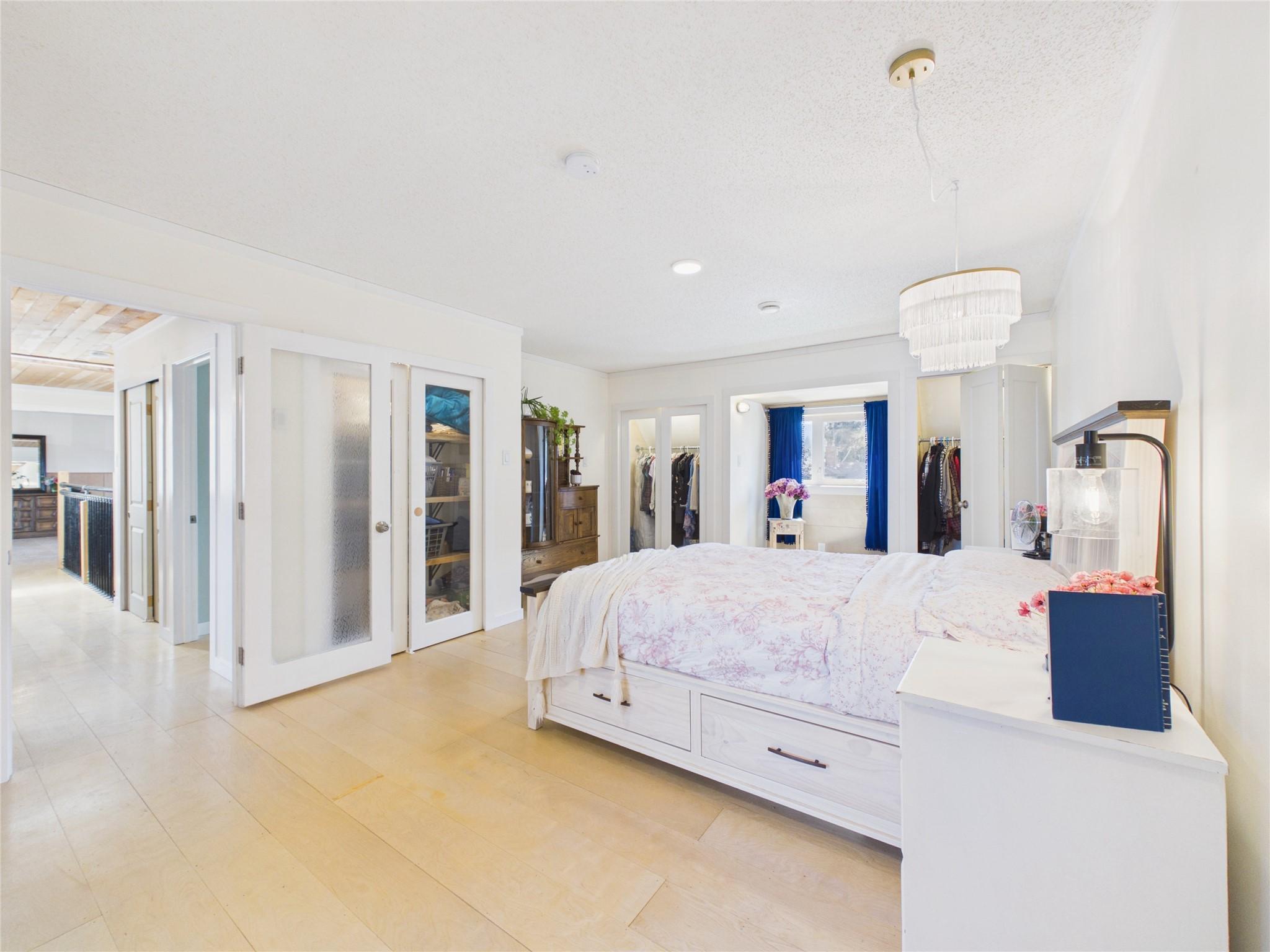 912 8Th Street, Cranbrook, BC - Indoor Photo Showing Bedroom