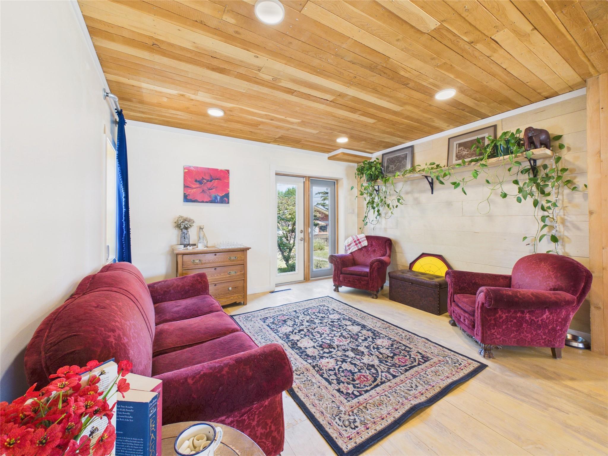 912 8Th Street, Cranbrook, BC - Indoor