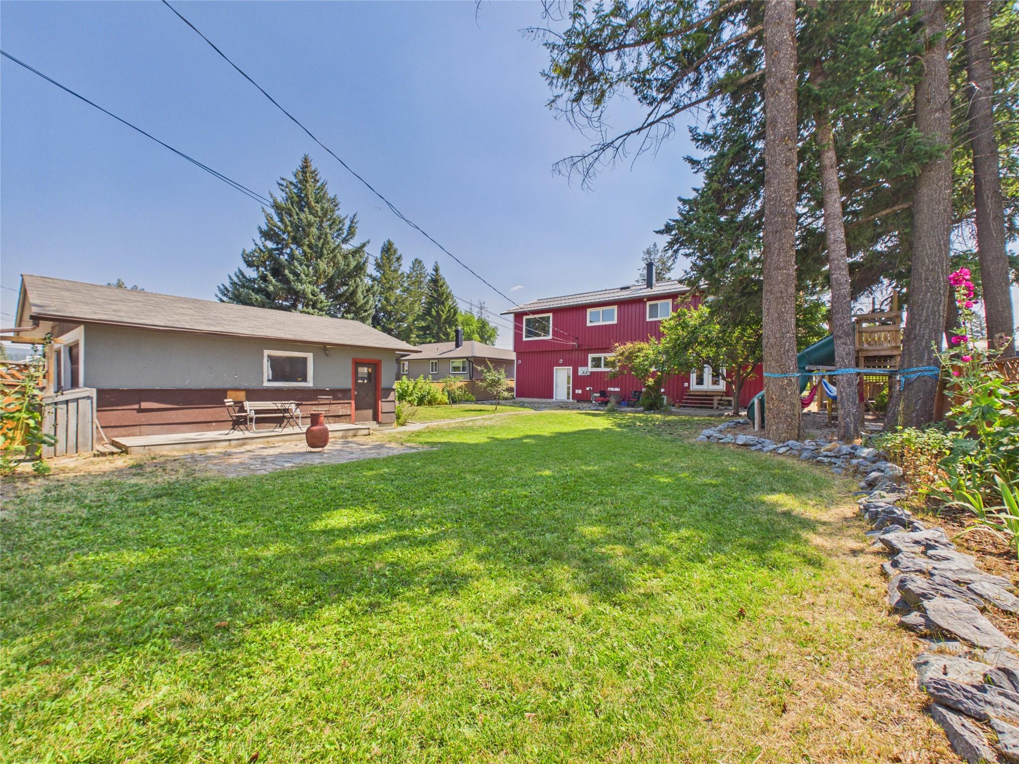 912 8Th Street, Cranbrook, BC - Outdoor